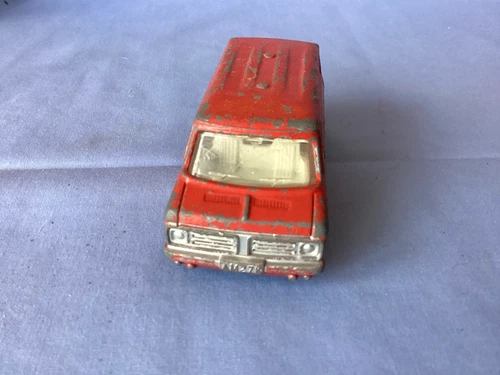 VINTAGE   DINKY  TOYS  BEDFORD  VAN.