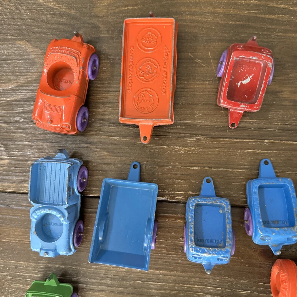Tootsie Toy Diecast Lot of 16 Misc Tractor Cart Other 1960's Vintage - Image 2 of 4
