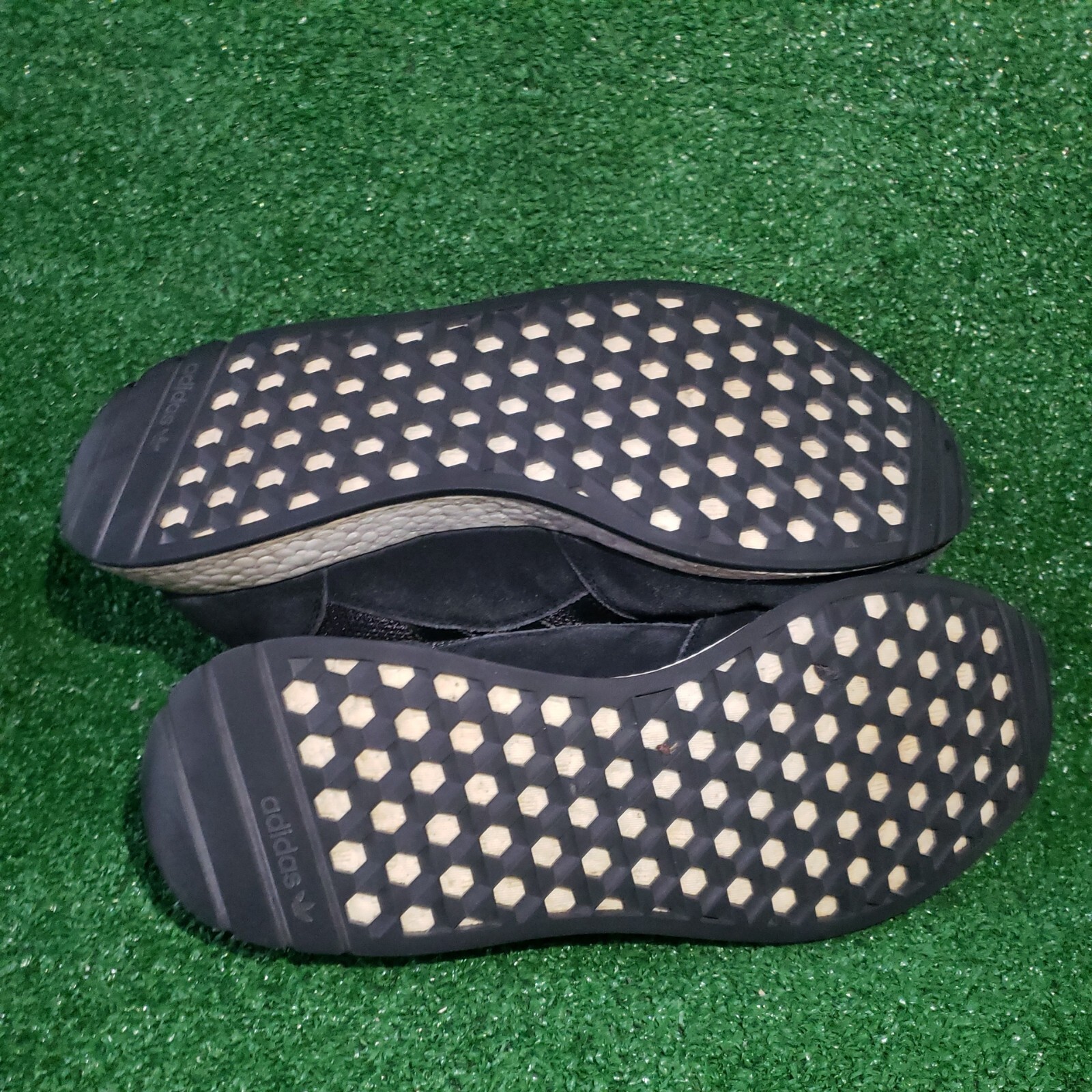 yeezy boost 700 v1 inertia