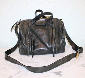 marc by marc jacobs duffle bag