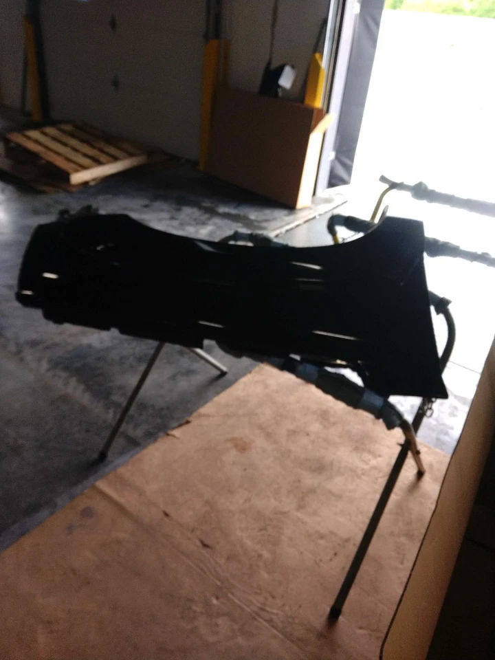 2005 Cadillac Escalade ESV Right Fender Black 413813 Used 200K Mileage - Image 2 of 3