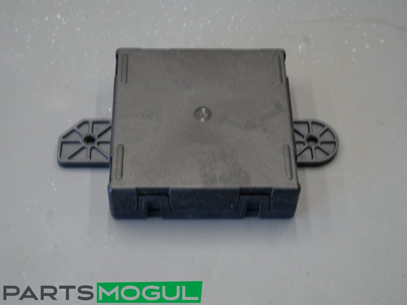 2017-20 MASERATI LEVANTE REAR LEFT DOOR CONTROL MODULE CAN CODE ECM M161 GHIBLI