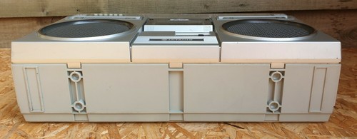 Hitachi TRK 7910E Ghettoblaster. - Bild 7 von 12