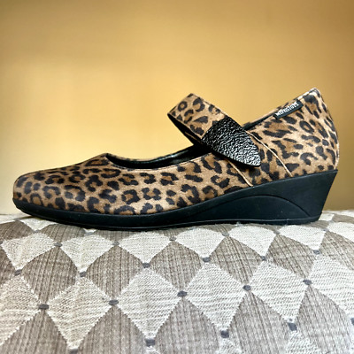 Mephisto Kimona Leopard Animal Suede Low Wedge Classic Mary Jane Shoes Women s 8