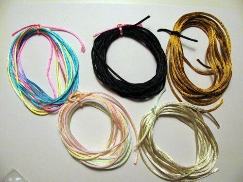 Kumihimo Starter Kit ~ Round Disc ~Instructions + CORD + Findings + 8 Bobbins - Picture 2 of 3
