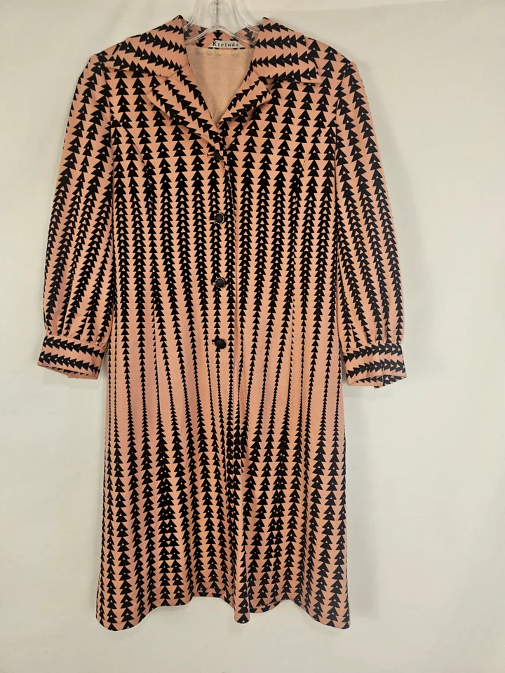 复古 S/M 粉色和黑色几何图案 70 年代领腰带连衣裙  — 第 3/4 张图片