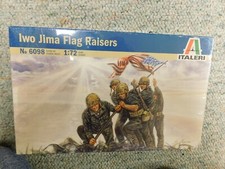 Italeri 1/72 HO Iwo Jima Flag Raisers Box 6098