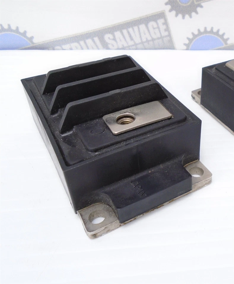 Módulo de alimentación TOSHIBA - MG300N1FK2 - IGBT - (NUEVO) envío desde EE. UU. Foto 3 de 4