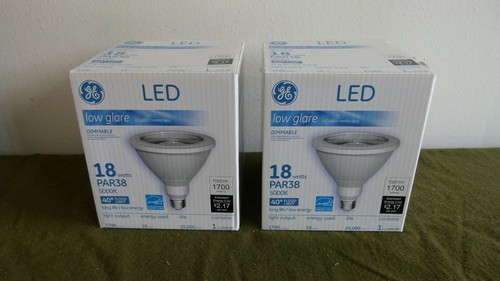Lot of 2 - GE 65731 - LED18D38OW385040 LED Low Glare Dimmable 18W PAR38 5000K