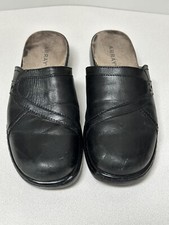 Array Chorus Black Leather Closed-toe Slip-on...