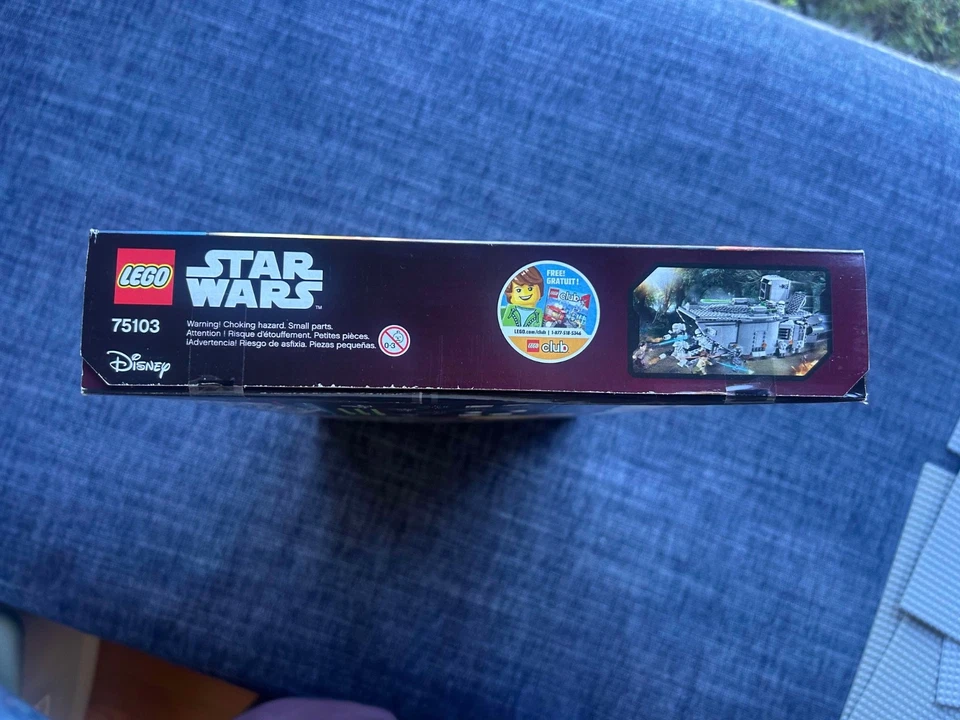LEGO Star Wars: First Order Transporter (75103) - New in Sealed Box - Image 4 of 4