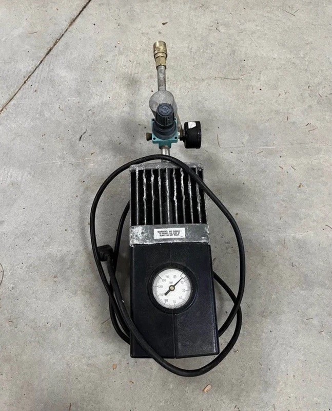 Sears 900.192502 Portable Oil-Free Inflator/Compressor 120V 120 PSI 1 Gal