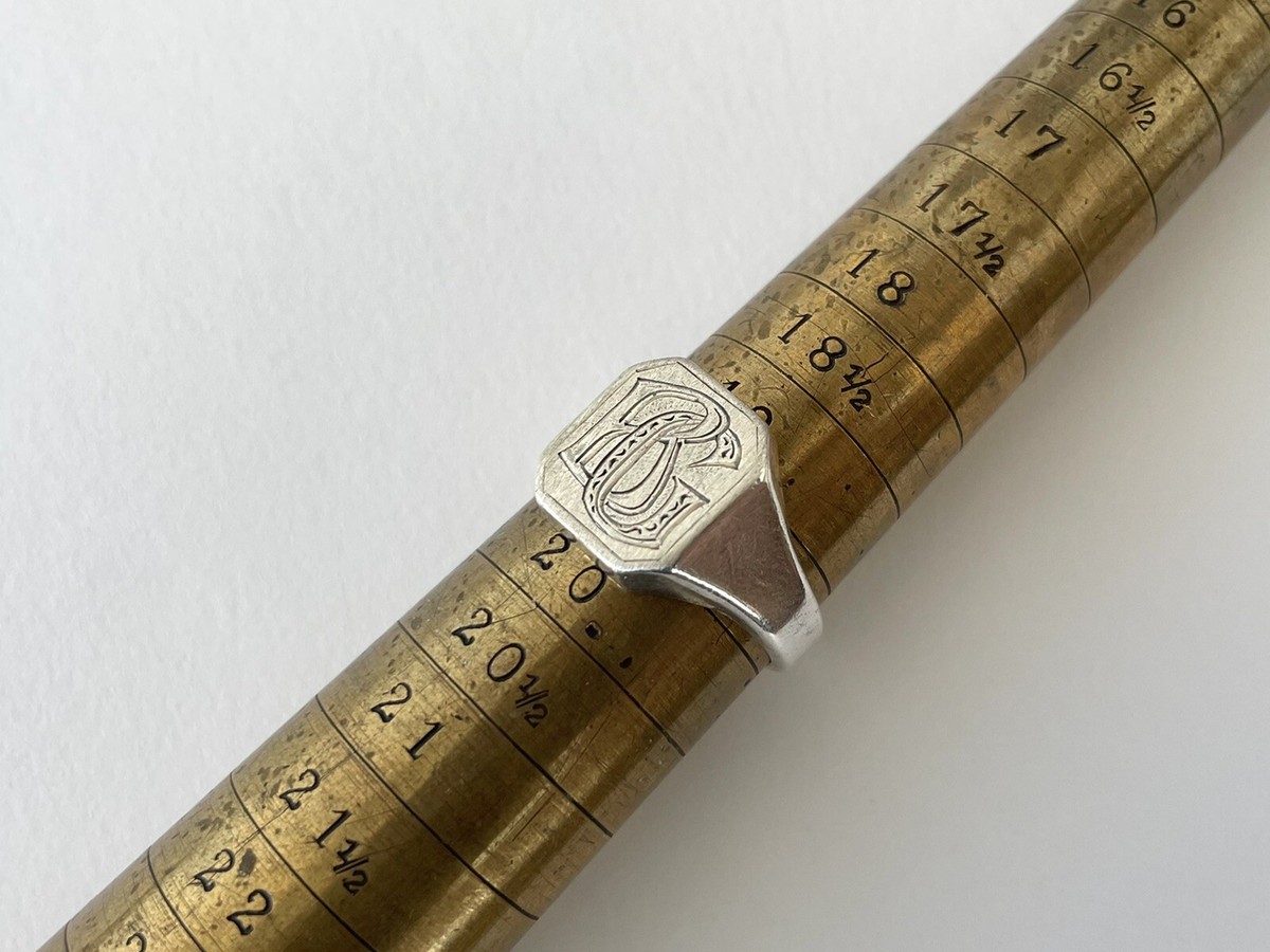 WW2 German Soldier Silver Initial (B. G.) Ring - Hallmarked WW2 German Soldier Silver Initial (B. G.) Ring - Hallmarked