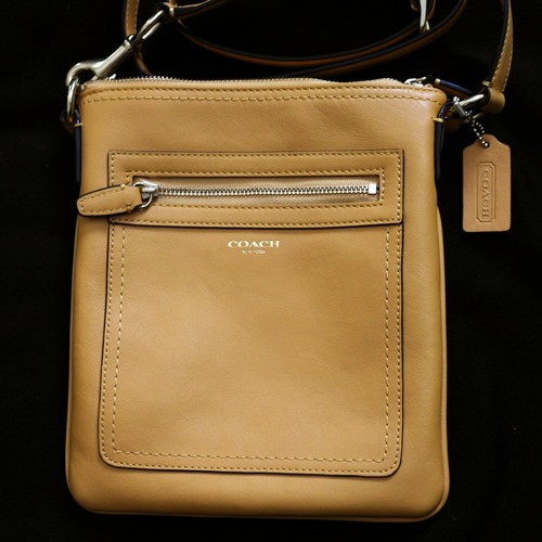 coach swing purse
