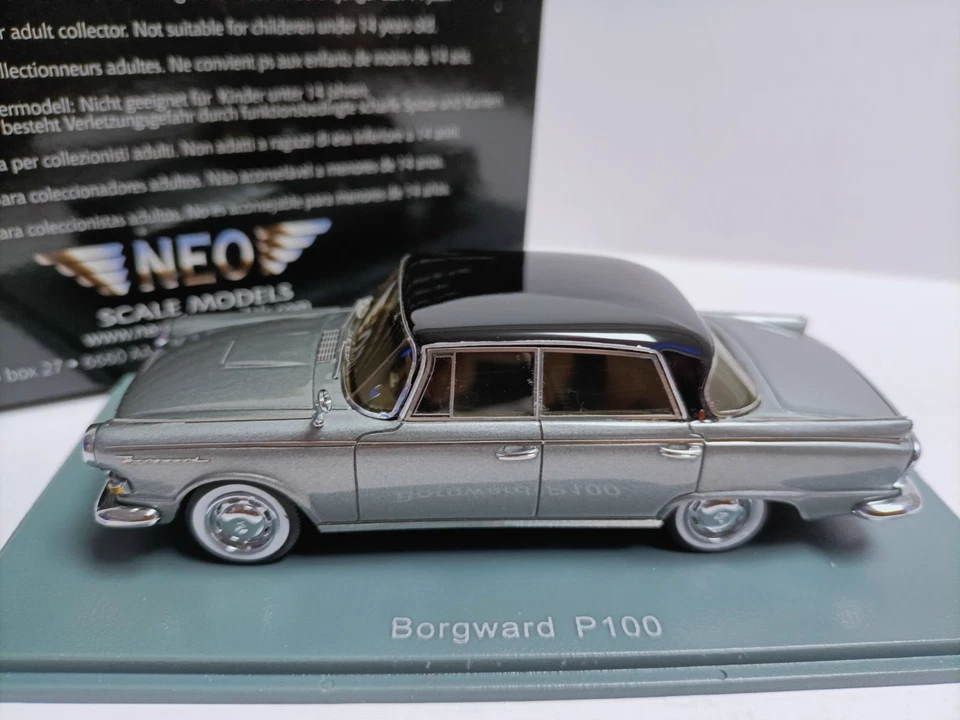 Neo 1/43 Borgward P100 1960 gris Foto 2 de 4