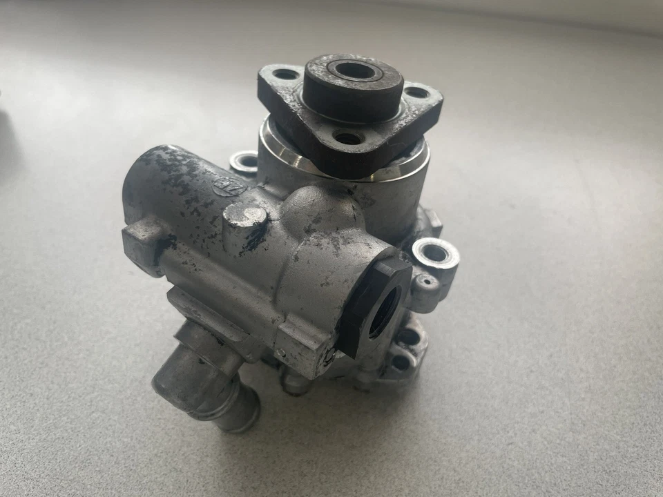 2000-2006 BMW X5 E53 ~ BOMBA DE DIREÇÃO HIDRÁULICA ~ 32416757914 ~ PEÇA DE FABRICANTE DE EQUIPAMENTO ORIGINAL - Imagem 3 de 4