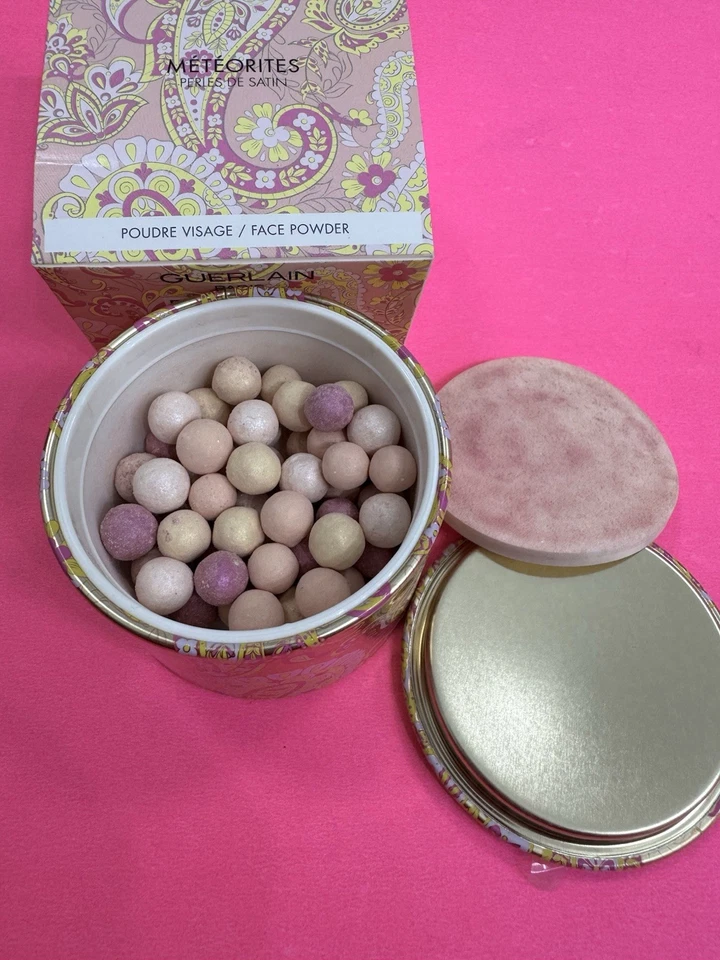 GUERLAIN Meteorites PERLES DE SATIN Light-Revealing Pearls of Powder NEW 25g - Image 2 of 4