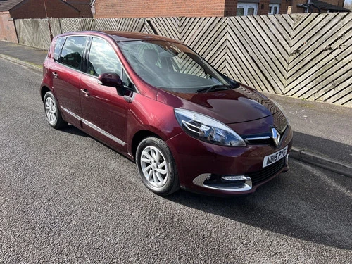 2015 Renault Scenic, photograph 17