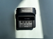 Tascam DR-10L Digital Audio Recorder with Lavalier Microphone - Black