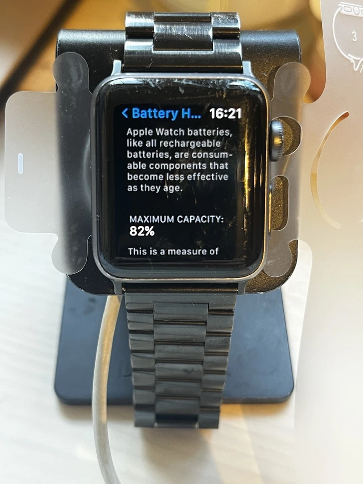 Apple iWatch Series 3 - Image 2 of 4