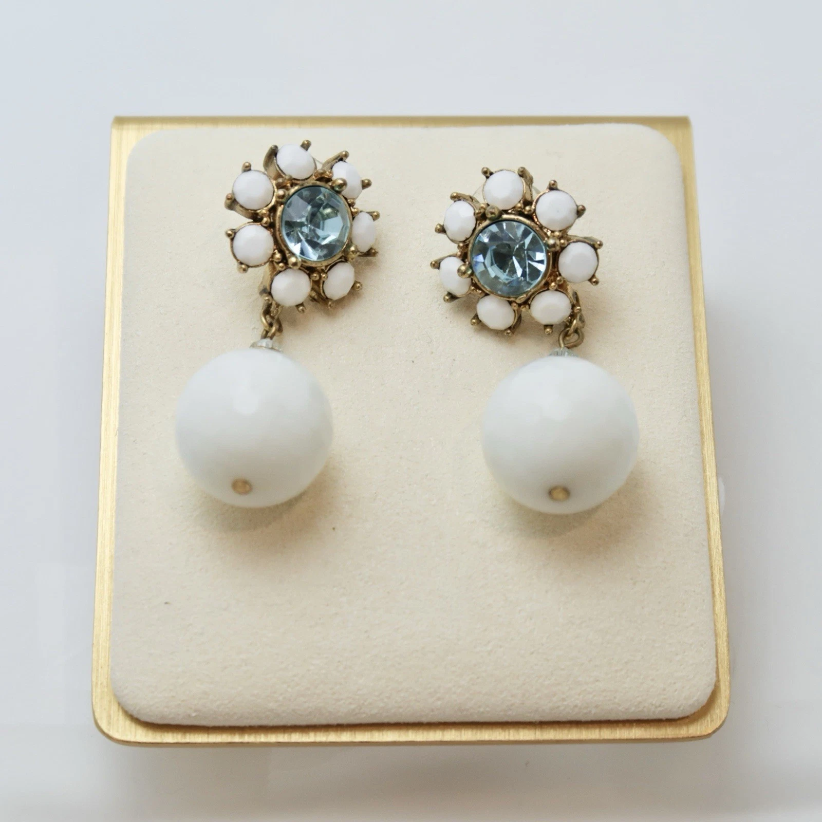 Elegant Milk Glass Blue Crystal Rhinestone Gold Tone Vintage Earring Jewelry E15