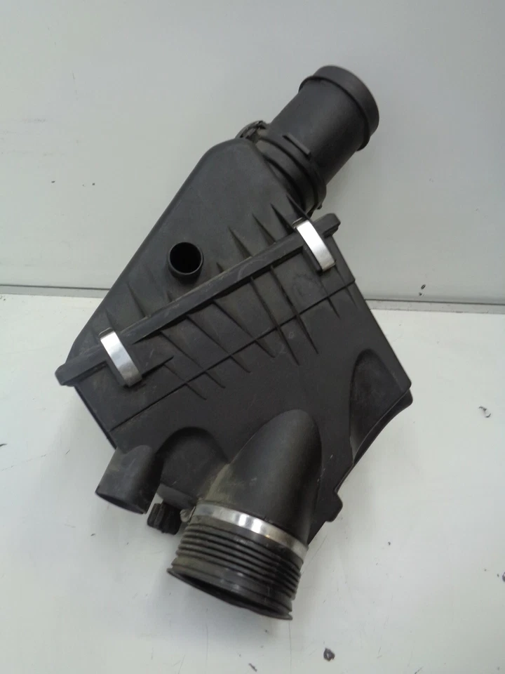 Коробка очистителя фильтра воздухозаборника 99-01 BMW 740il 13.71-1 432 823 OEM AK2102272 - Изображение 3 из 4