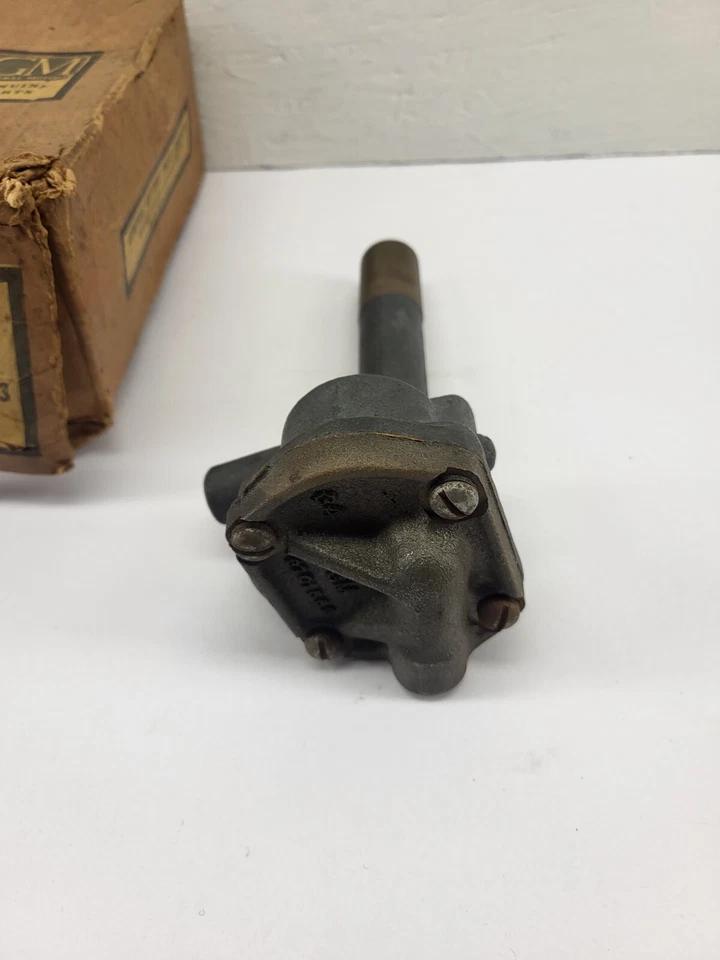 NOS 1953 1955 Chevrolet Corvette Belair Pickup 235 Six Cylinder Oil Pump 3702363 - Image 3 of 4