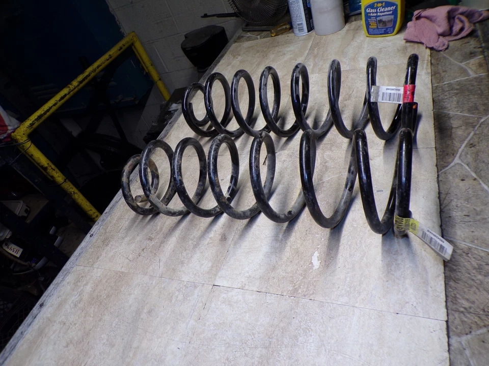 Dodge Ram 1500 2009-2012 nuevos muelles helicoidales traseros izquierdo/derecho originales Mopar Foto 4 de 4