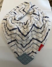 Nuby Boys White  Blue Baby Drool Bib Baby Teether