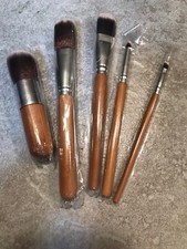 5 Piece Make Up Brush Set Wooden Handle