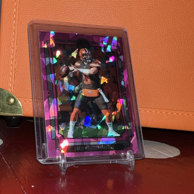 VINTAGE #/10 2019 Panini Legacy Baker Mayfield #26 Browns NFL Football