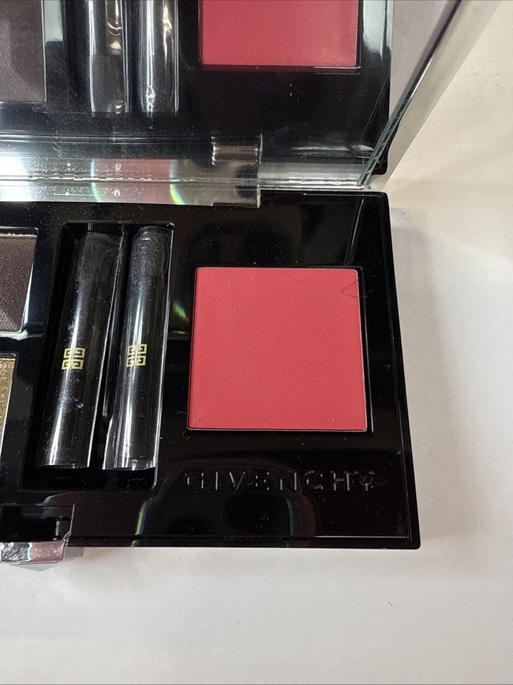 Givenchy Palette Extravagancia Lip & Eye Quad Palette Harmoine Rare - Image 3 of 4