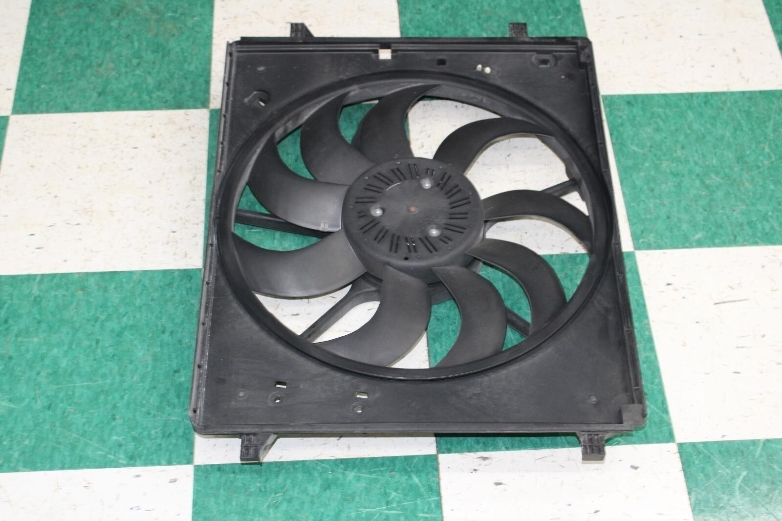 14-17 GHIBLI 3.0L OEM Twin Turbo Single Engine Cooling Motor Assembly Factory OE
