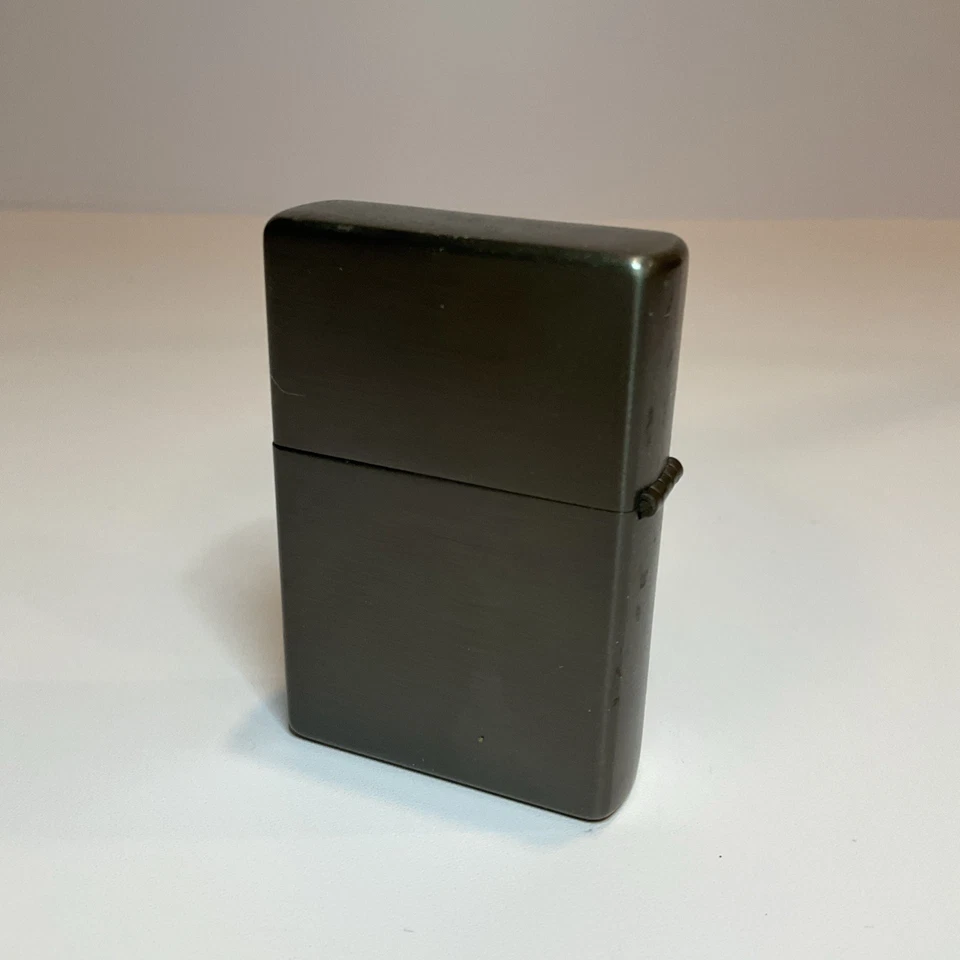 Винтажная зажигалка WCC West Coast Choppers Iron Cross необожженная  - Изображение 3 из 4