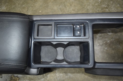 2004 2005 2006 Pontiac GTO Center Console Assembly Automatic Shift Bezel - Picture 20 of 21