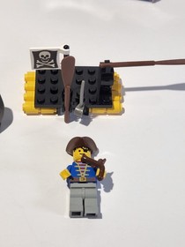 LEGO 6234 Pirates 1 Renegade's Raft (1991)