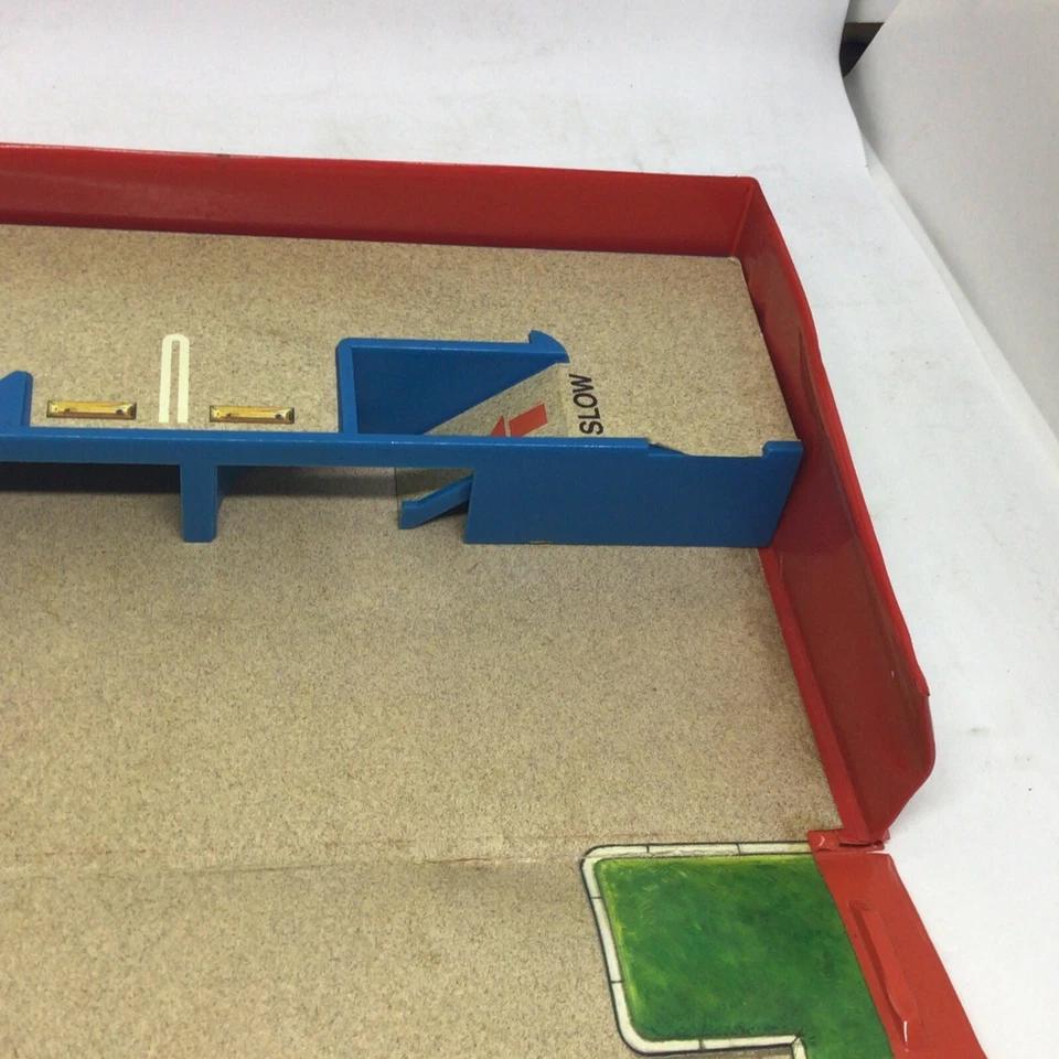 (Lot Of 6) Vint 80’s & 90’s Galoob Micro Machines Play Set W/ Misc. Accessories - Image 4 of 4