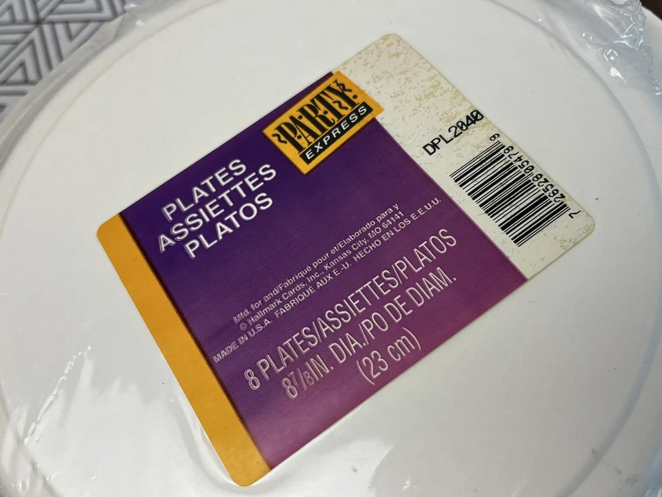 De Colección Nuevo Looney Tunes 9" Papel Fiesta Platos Paquete De 8 Warner Bros Sylvester Foto 3 de 4