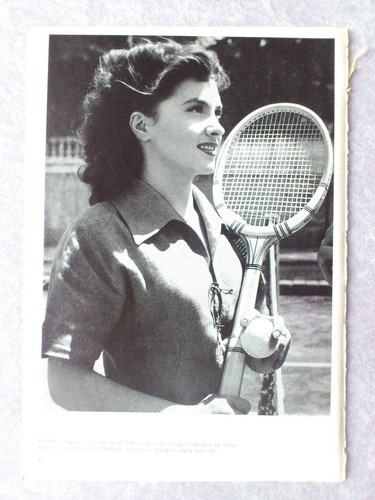 GINA LOLLOBRIGIDA. 5 pages of black x white pictures from a 1955 Danish book. - Picture 6 of 10