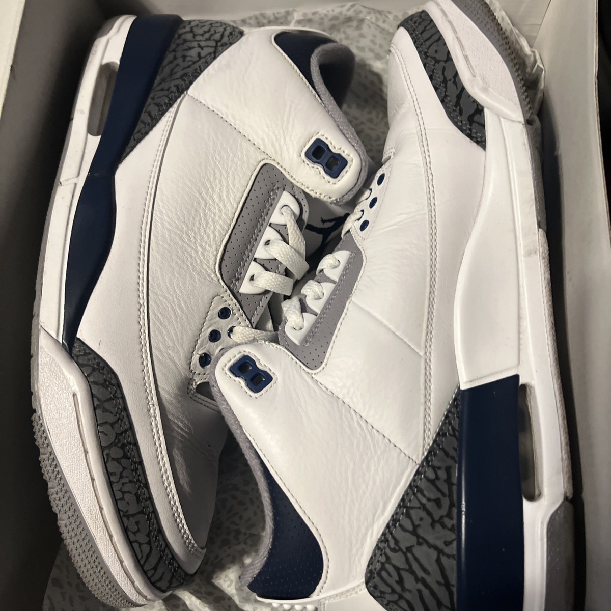 AIR JORDAN 3 RETRO  display picture 2