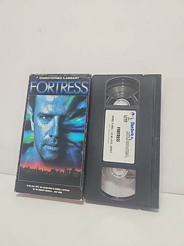 Fortress (VHS, 1994) Live Home Video Christopher Lambert Sci-fi