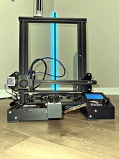 Creality Ender 3 Pro 3D Printer 220x220x250 Powers On and Homes