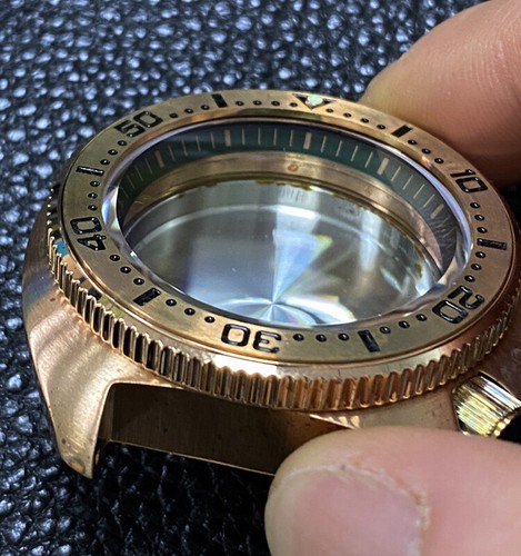 Caja de reloj de buceo de 46 mm de bronce real sólido Cusn8 para anillo capítulo NH35A NH36A - Imagen 8 de 9