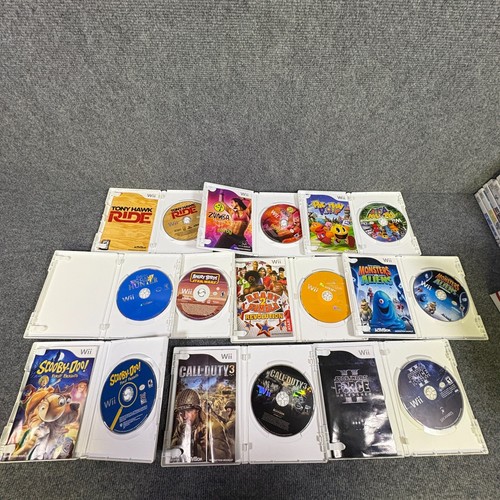 Tony Hawk Ride Sleepover Party Jeopardy ScoobyDoo 20 Nintendo Wii Video Game Lot - Picture 6 of 8