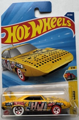 Hot Wheels ミニカー コレクション 2025 Hot Wheels HW ART CARS 7/10 '70 Plymouth Superbird 87/250