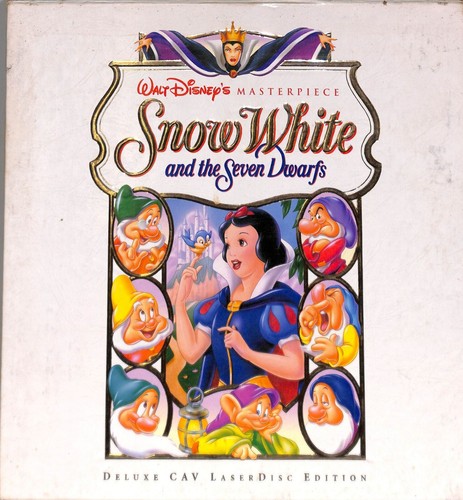 Snow White and The Seven Dwarfs (1937) Deluxe Laserdisc Video - Picture 1 of 2