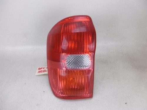 Feu Arrière Gauche Toyota RAV4 II PH.2 - Pièce D'occasion - Référence 8156142040