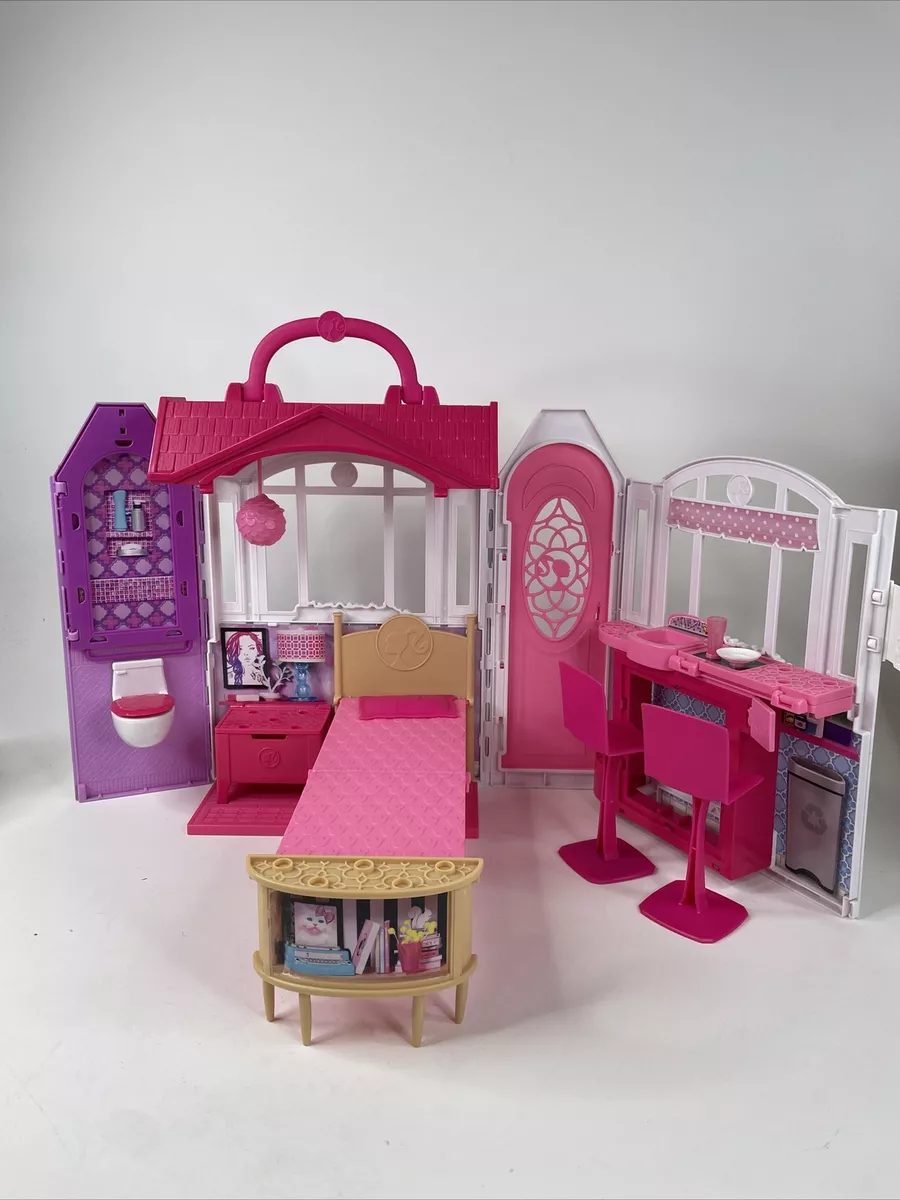 Barbie Glam Getaway House Pink White Fold Up Playset Mattel CHF54 2014 2015