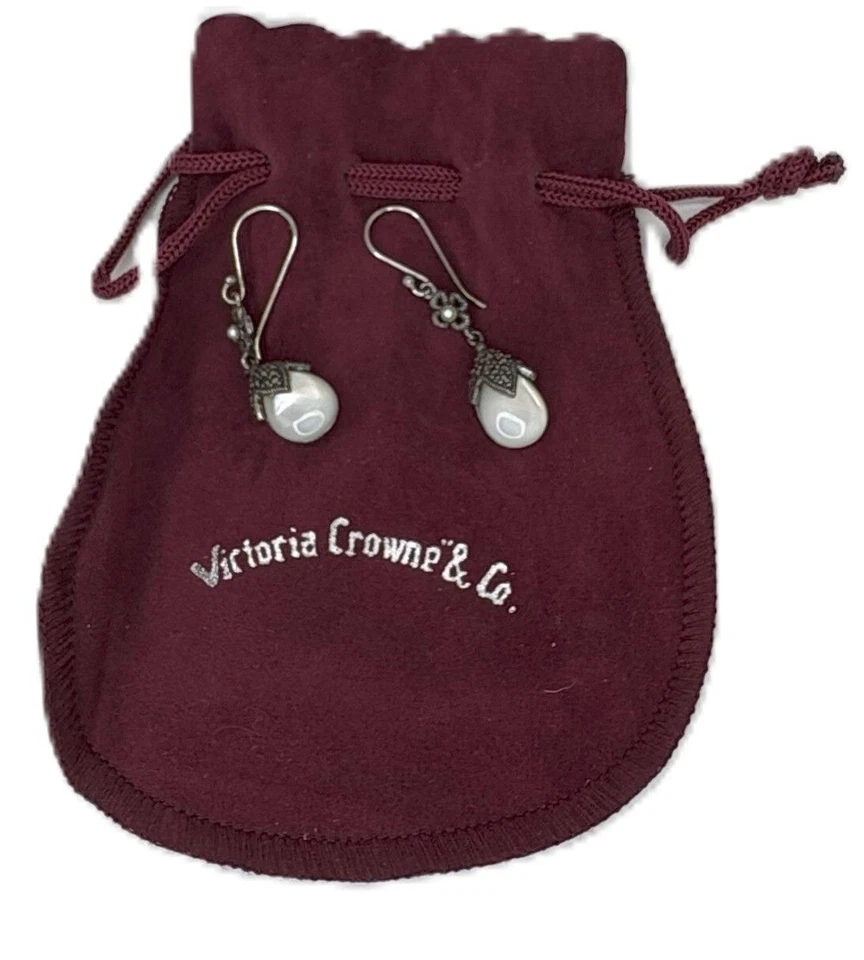 SS Marcasite 项链/耳环套装 珍珠母 银色 Victoria Crowne & Co — 第 2/4 张图片