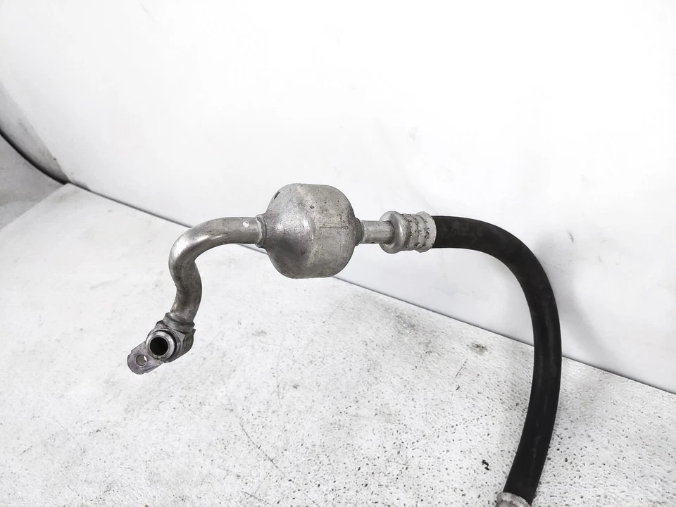 Tubo de manguera líquido de succión aire acondicionado Toyota Venza 2009-2015 88704-0T020 Foto 3 de 4